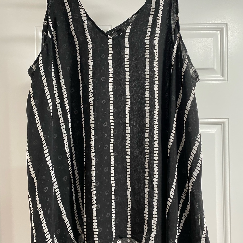 Tank top - Picture 1 of 2